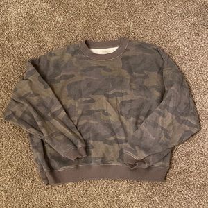 American eagle crewneck